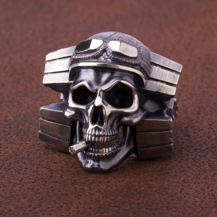 Skull Motor Ring aus 925 Silber Bikerschmuck
